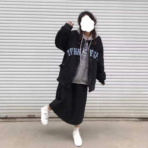 Áo bomber kaki 2 lớp/Áo khoác varsity jacket TENNE form rộng unisex, phong cách Hàn Quốc 2 màu be, đen KUNNI25