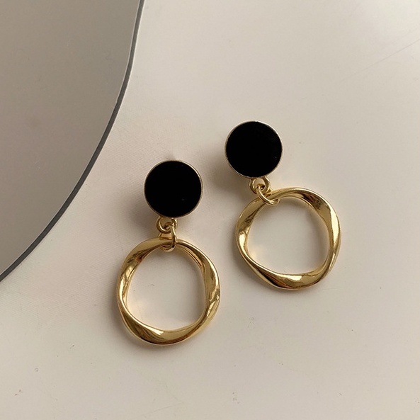 Bông tai màu đen kiểu dáng thanh lịch dành cho nữ