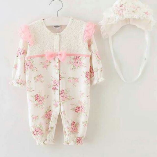 Bodysuit hoa ren kèm mũ - Trắng