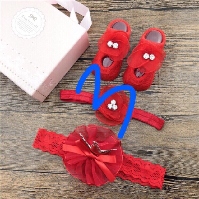 Set băng đô + giày len cho bé