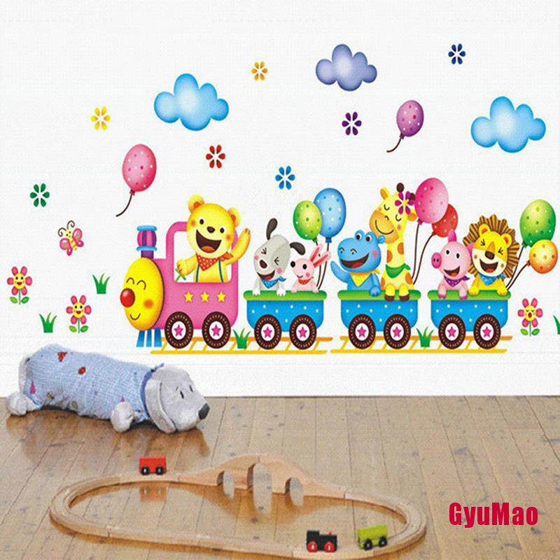 Sticker Dán Tường Hình Đoàn Tàu Và Động Vật Trang Trí Phòng Cho Bé