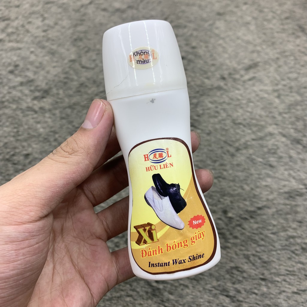 Xi nước đánh giày đóng chai tiện dụng