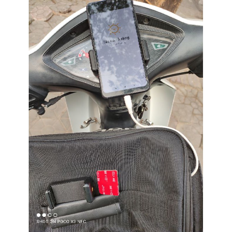 Kẹp Điện Thoại + Dán 3M Xe Máy | BigBuy360 - bigbuy360.vn