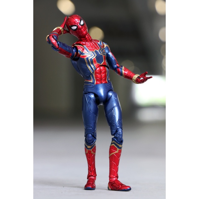 Mô Hình Người Nhện Iron Spider Man Mafex No.081 Avenger Infinity War Có Khớp - Bootleg