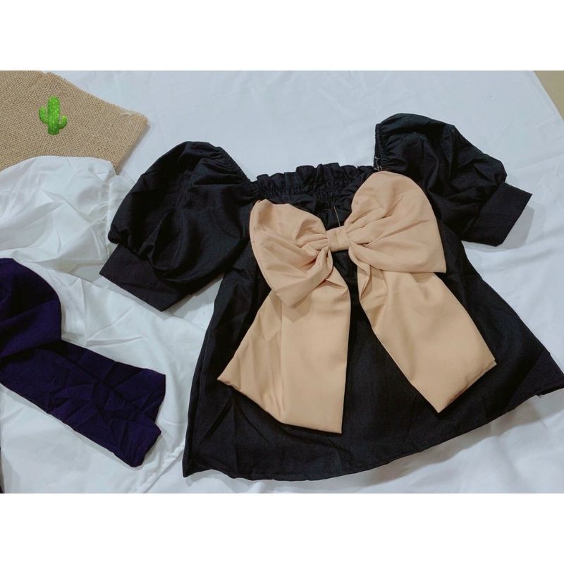 ÁO KIỂU TAY PHỒNG ĐÍNH NƠ SAU LƯNG