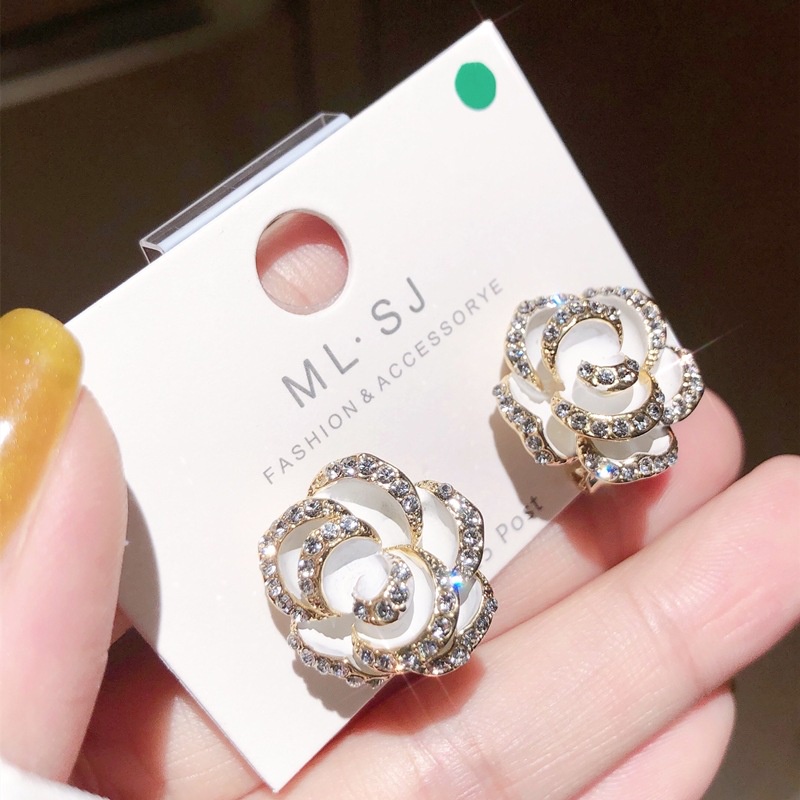 Bông Tai HìNh Hoa HồNg ĐíNh Đá LấP LáNh Sang TrọNg