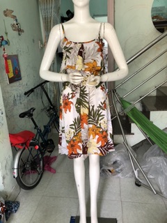 (45-55ky)Đầm lanh dây maxi 2 lớp bèo ngắn có tăng đưa điều chỉnh được.