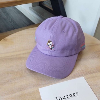 Unicorn -Mũ lưỡi trai màu tím Cheesy love