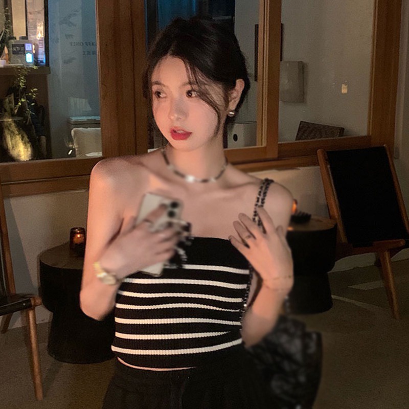 Áo Ống Ngắn Một Bên Vai Họa Tiết Kẻ Sọc Cho Nữ