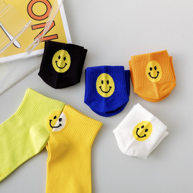Tất nữ Hàn Quốc cổ cao họa tiết mặt cười chất liệu cotton cao cấp mềm mại thấm hút mồ hôi - T048