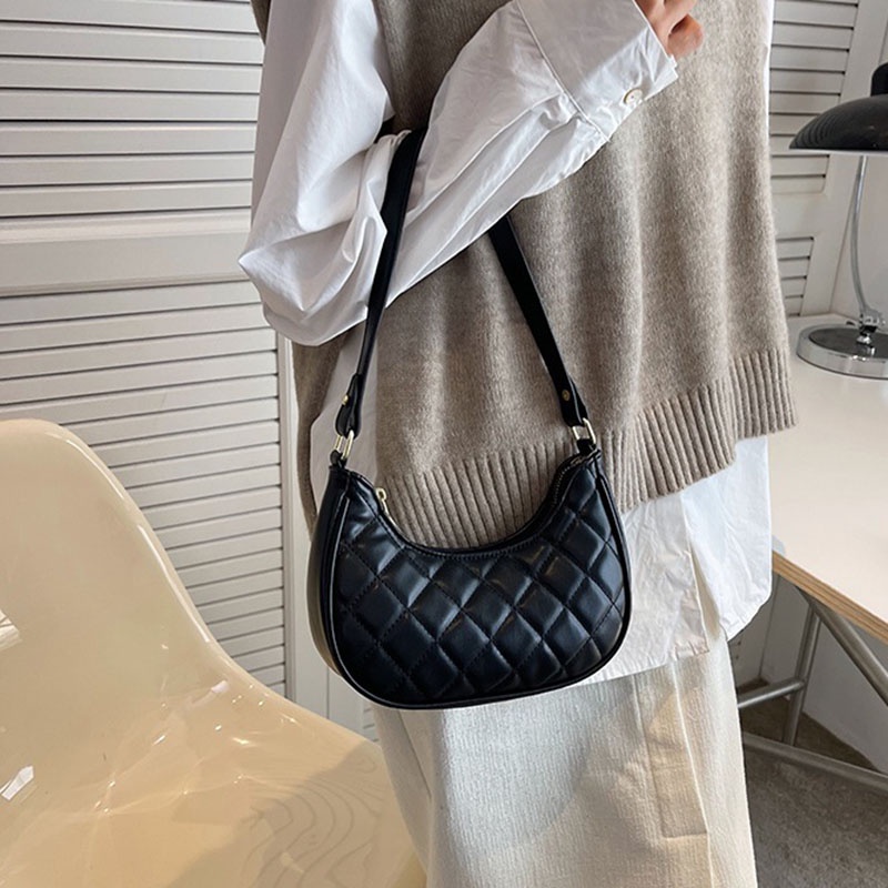 Túi đeo vai IELGY dưới cánh tay thêu chỉ niche dễ phối đồ cho nữ