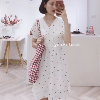 váy hoa nhí màu trắng