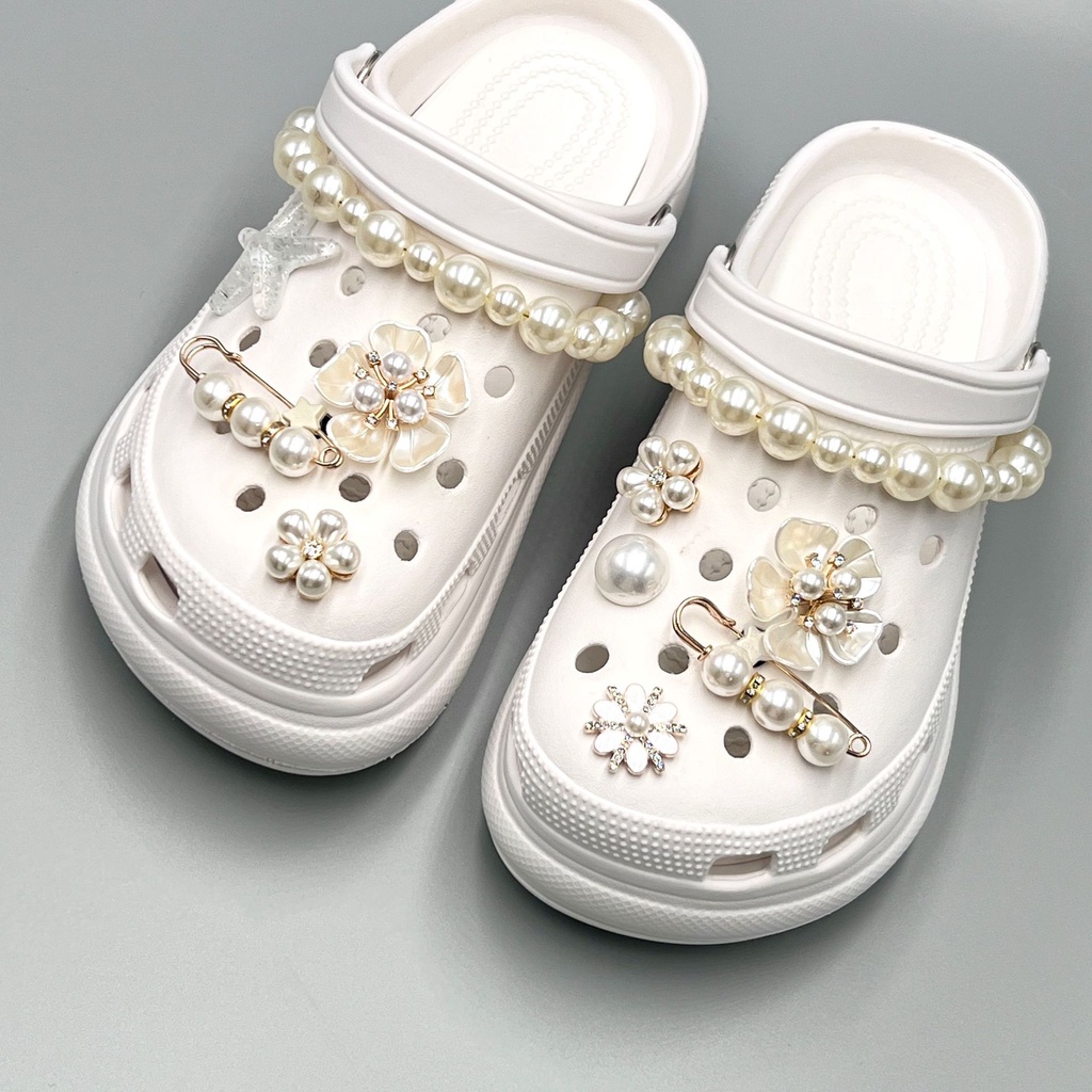 phụ kiện dép Crocs charm DIY khóa giày crocs jibbitz Nhựa trang sức Phụ kiện trang trí giày crocs nút trang trí giày trẻ em Dép Sandal Đồ trang sức Quà tặng sáng tạo món quà đặc biệt