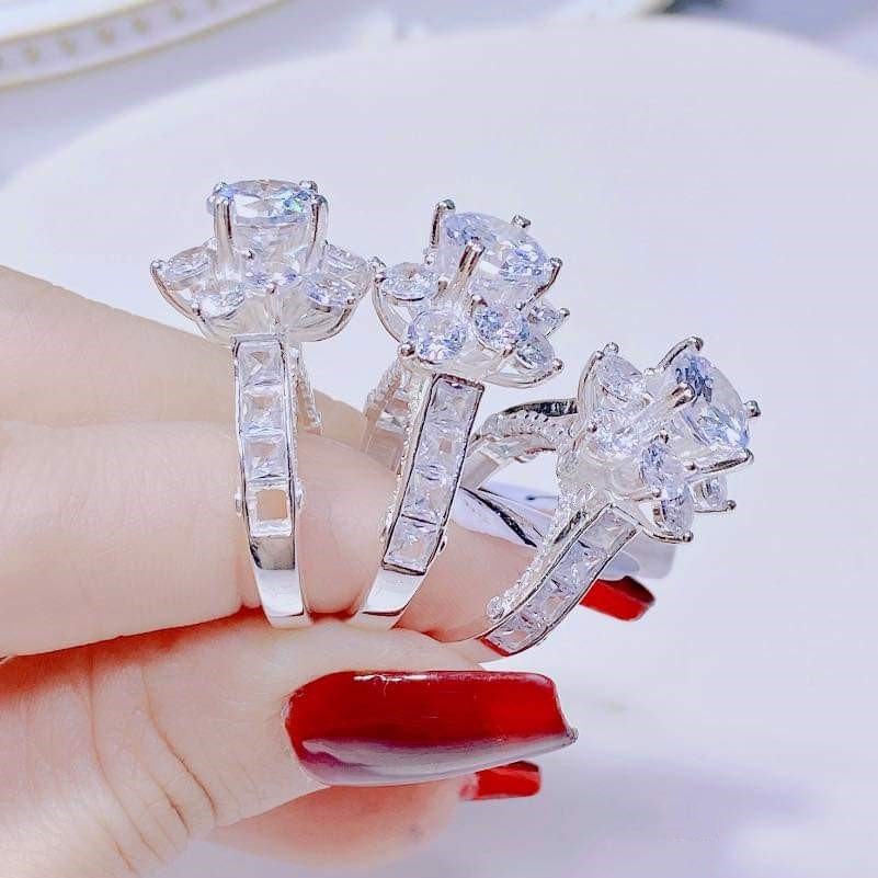Nhẫn nữ bạc ta cao cấp mặt hoa đá thời trang - Trang sức bạc Evasilver