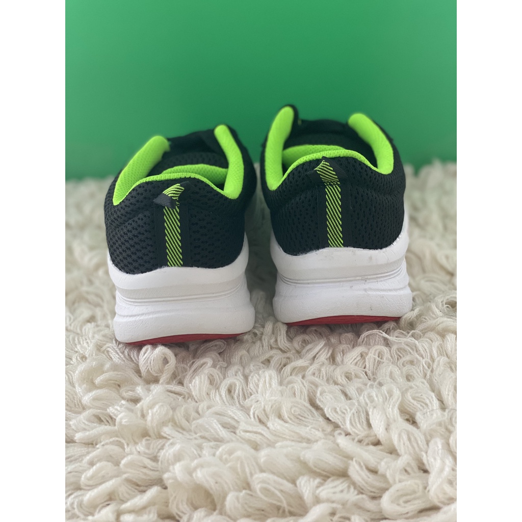 Giày Thể Thao sketcher Màu Xám đế đen  Giay Tập Gym Dành Cho Cả Nam Và Nữ