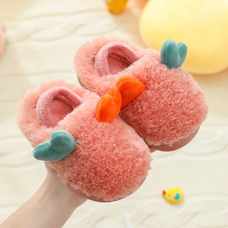[Độc] Dép bông cho bé từ 1-3 tuổi có quai sau, chống trơn trượt, cực kì dễ thương