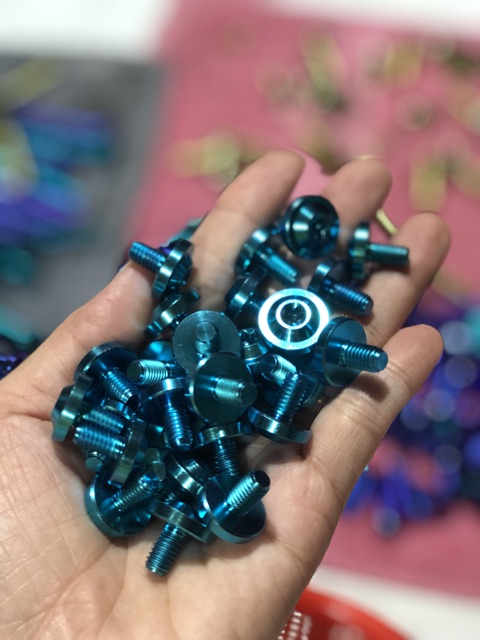 Ốc titan gr5 dù 6Ly10,6Ly15,6Ly20 , 4li15 4ly15 răng xoắn 5li15 răng xoắn