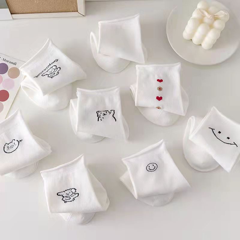 Tất trắng nữ cổ cao họa tiết dễ thương vải co giãn 4 chiều, phong cách Hàn Quốc dễ phối đồ - Tất Ulzzang Cao Cổ Nữ