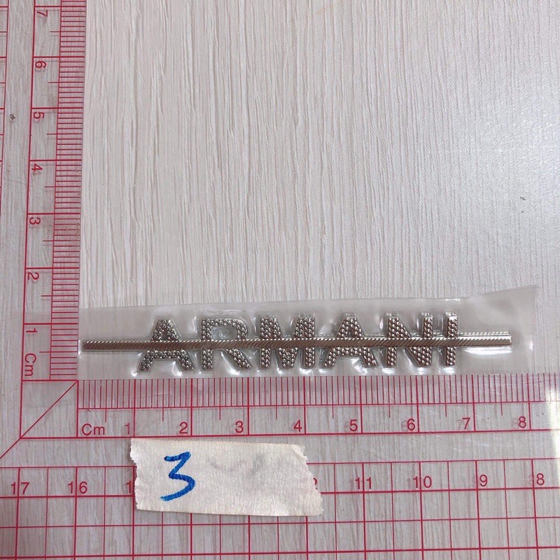 Sticker hình ủi nổi logo chữ