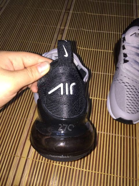 Giày air max 270