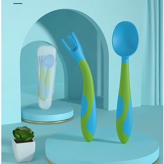 Thìa dĩa ăn dặm silicon bẻ cong 360 độ có kèm hộp đựng