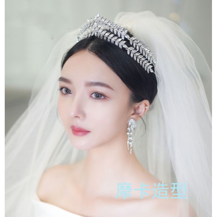 Vương miện lá 2 tầng siêu xinh Giá chỉ 120k
