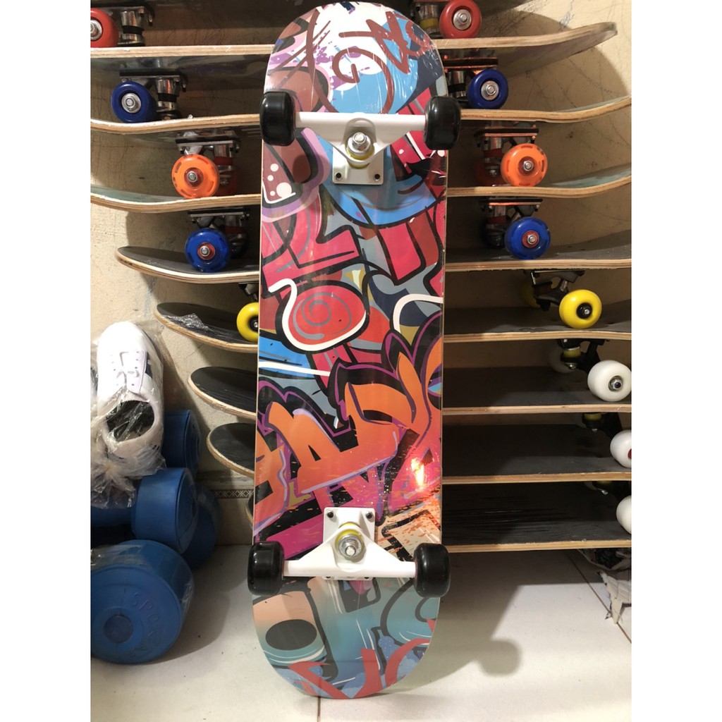 Ván Trượt thể thao mặt nhám skateboard cao cấp gỗ ép phong 7 lớp (Size: 80cm) (Chọn mẫu)