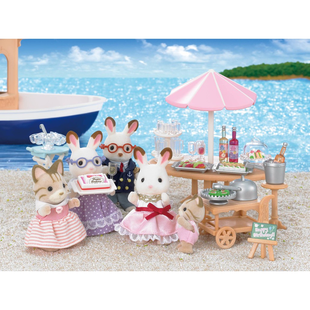 Đồ Chơi Sylvanian Families Bữa Tiệc Sinh Nhật Trên Biển Seaside Birthday Party