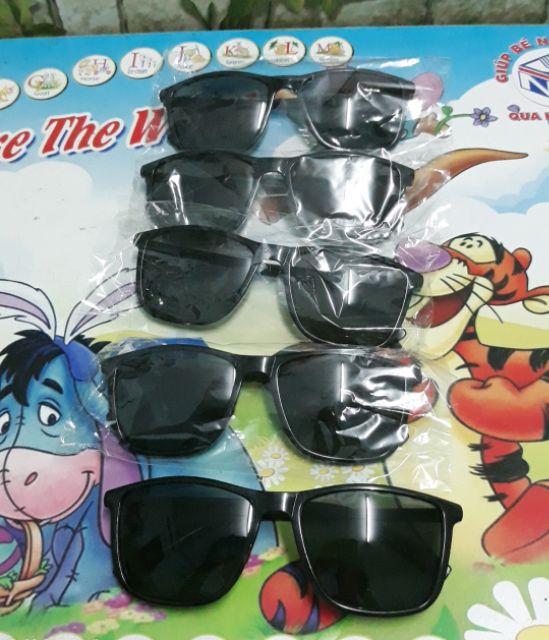 🔴ĐANG SALE - MẮT KÍNH TAY ĐEN GỌNG MẢNH THỜI TRANG.