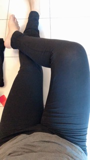 Quần Legging xám và đen