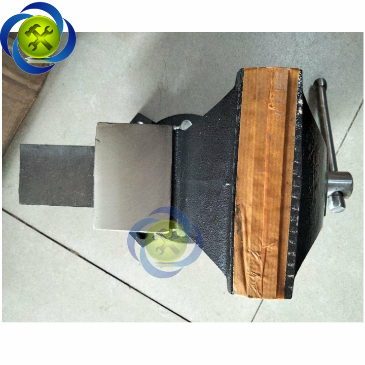 Ê tô đế xoay Century 111128-6 loại 6 inch nặng 12.2kg