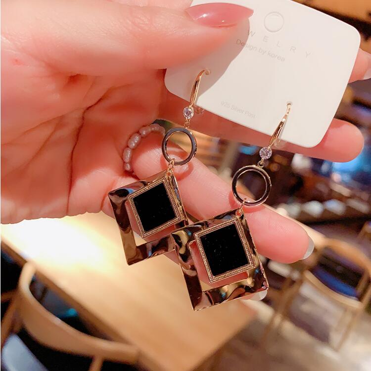Khuyên Tai Dáng Dài Đính Đá Zircon Vuông Phong Cách Hàn Quốc