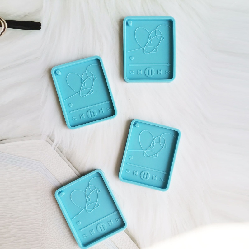 Khuôn silicone làm móc khóa hình máy nghe nhạc mp3 độc đáo