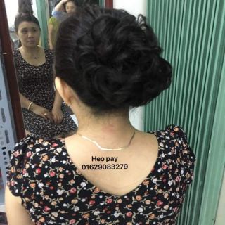 Tóc búi xù siêu đẹp cho mẹ