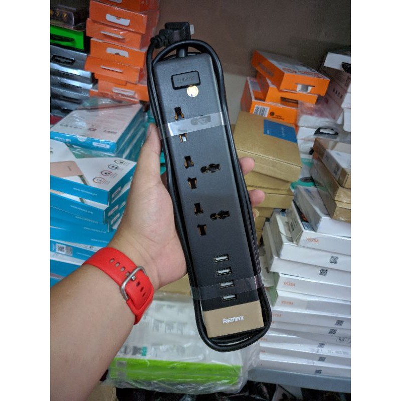 Ổ Cắm Điện Remax RU-S2 Kiêm Cốc Sạc 4 Cổng USB - BH 6 tháng - Hưng Long PC