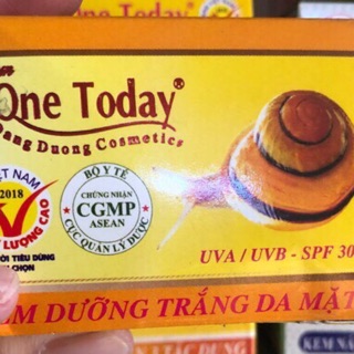 Kem dưỡng trắng da mặt one today