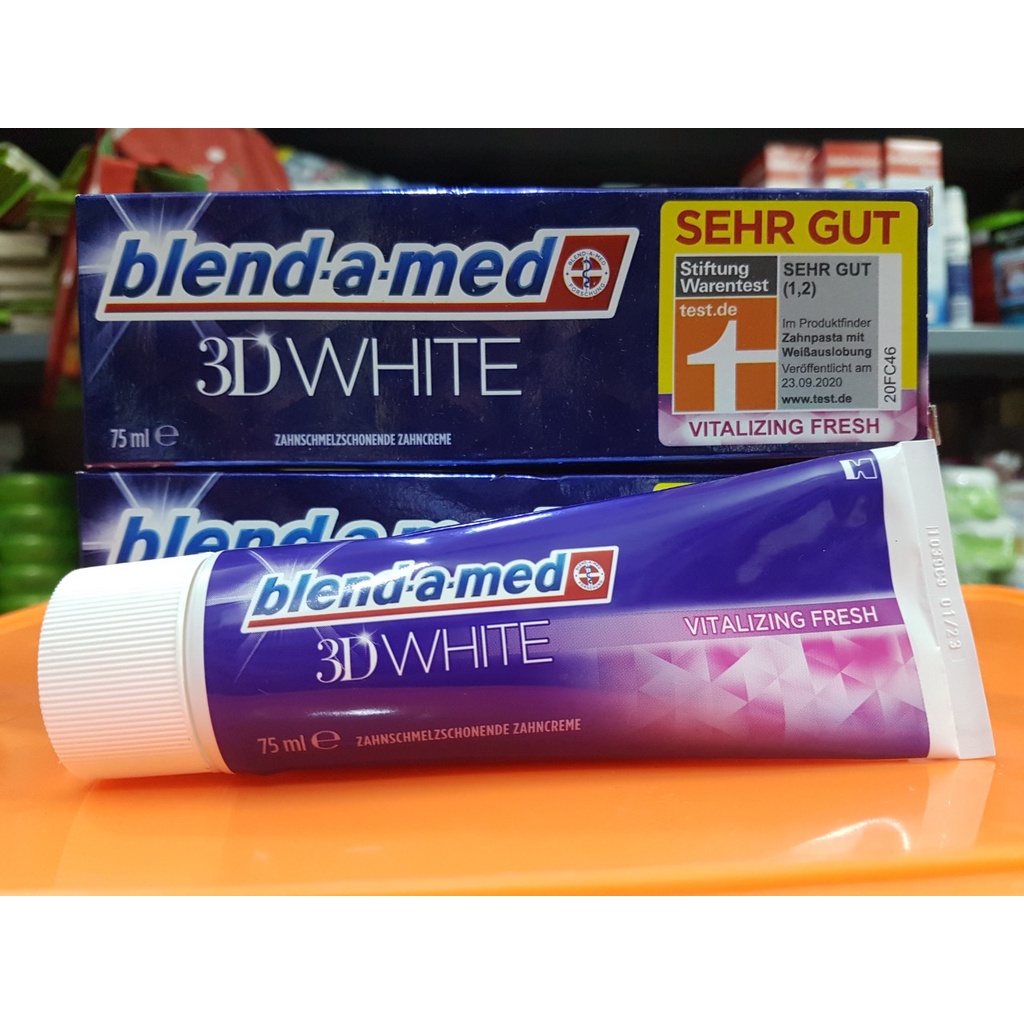 Kem đánh răng trắng răng Blend-a-med 3D white Vitalizing Fresh của Đức