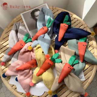 Khăn quàng cổ giữ ấm hình củ cà rốt xinh xắn dành cho các bé