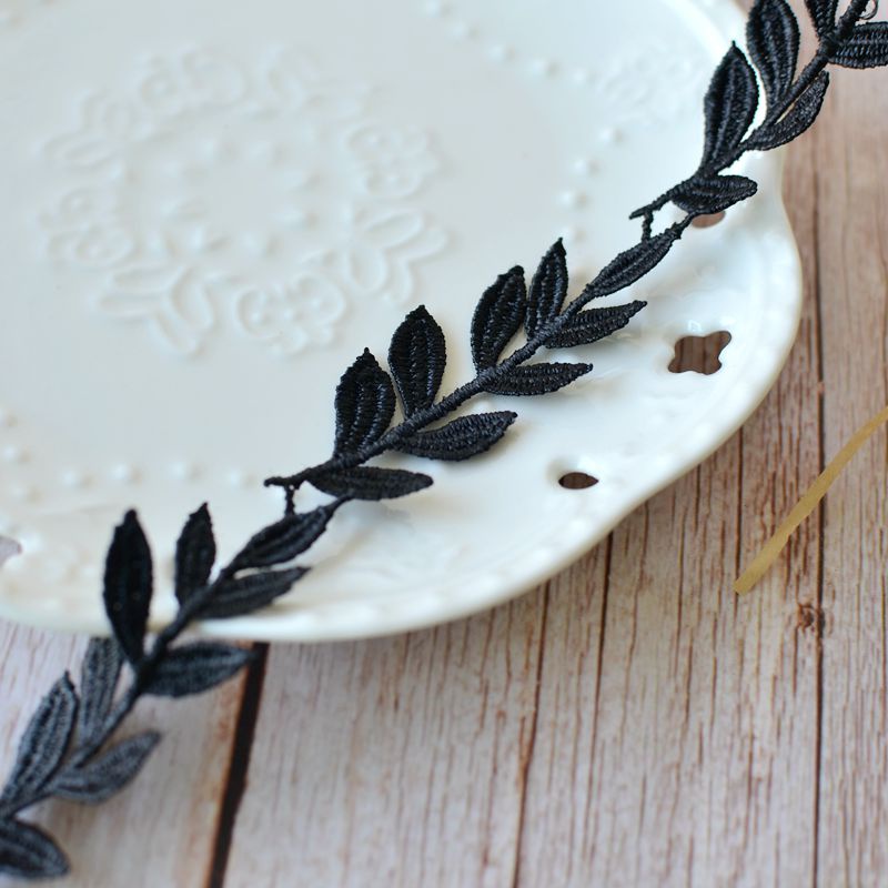 Dây ruy băng ren thêu hình lá trang trí tiệc cưới/ sinh nhật/ giáng sinh DIY