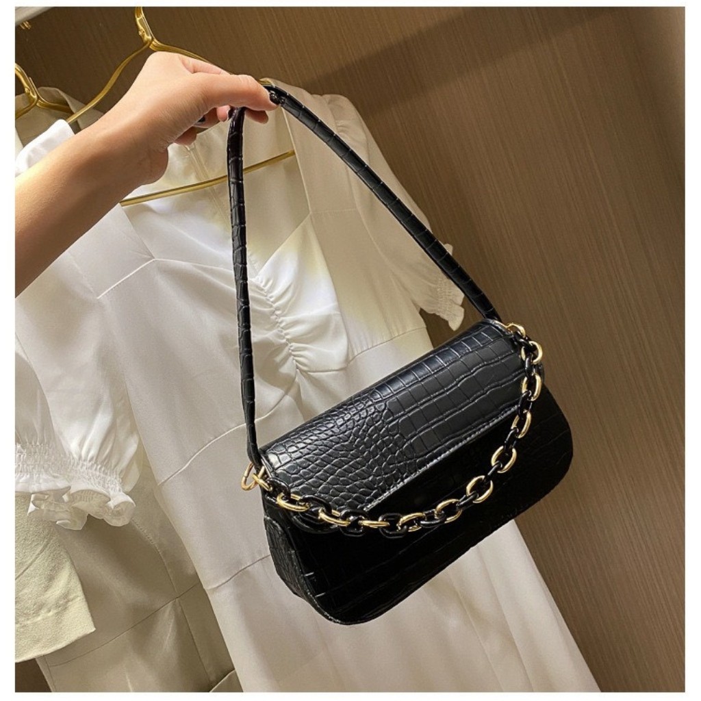 Túi Kẹp Nách Chất Da Rắn Kiểu Dáng Trẻ Trung Tặng Kèm Dây Cầm Tay Size 23