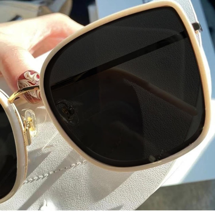 Kính mát thời trang nữ siêu đẹp HOT TREND 2021 gọng kính vuông cao cấp LATIO K8 | BigBuy360 - bigbuy360.vn