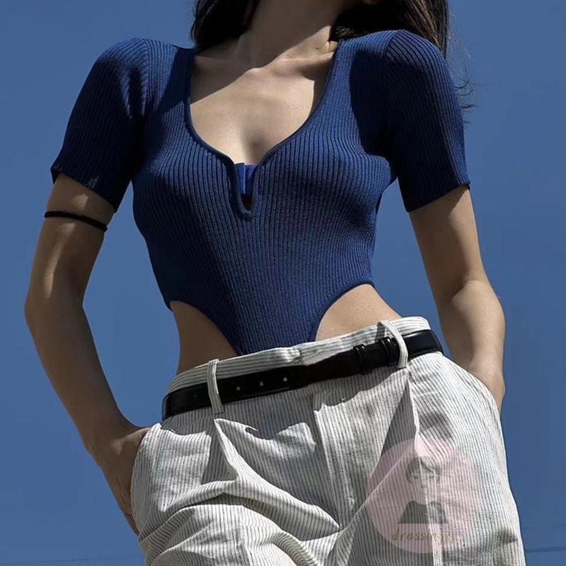 Bộ Áo Liền Quần Tay Ngắn Cổ Chữ V Màu Sắc Đơn Giản Dành Cho Nữ