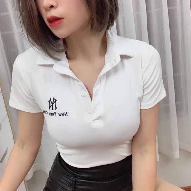 Áo thun lụa tay ngắn cổ bẻ in chữ