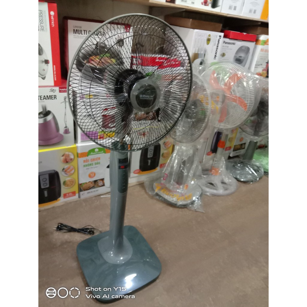 Quạt cây Phong Lan 7 cánh  có khiển mới