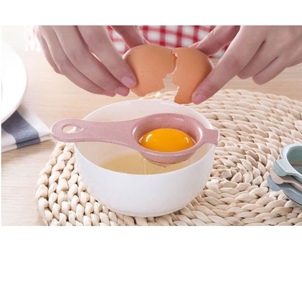 Dụng cụ tách lòng đỏ trứng từ bột lúa mạch