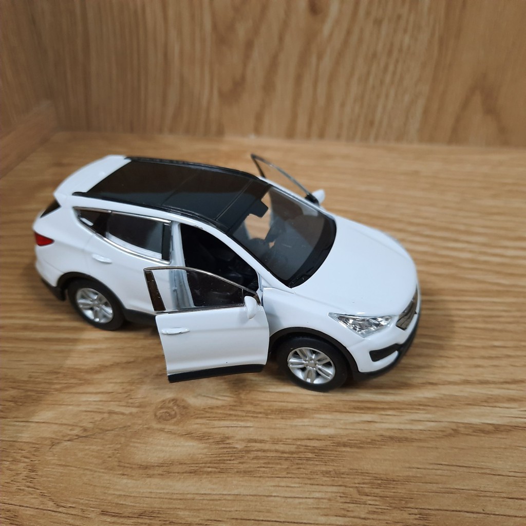 Mô hình xe ô tô Santafe bằng kim loại mô hình xe đồ chơi trẻ em (xe nhỏ tỉ lệ 1:36)
