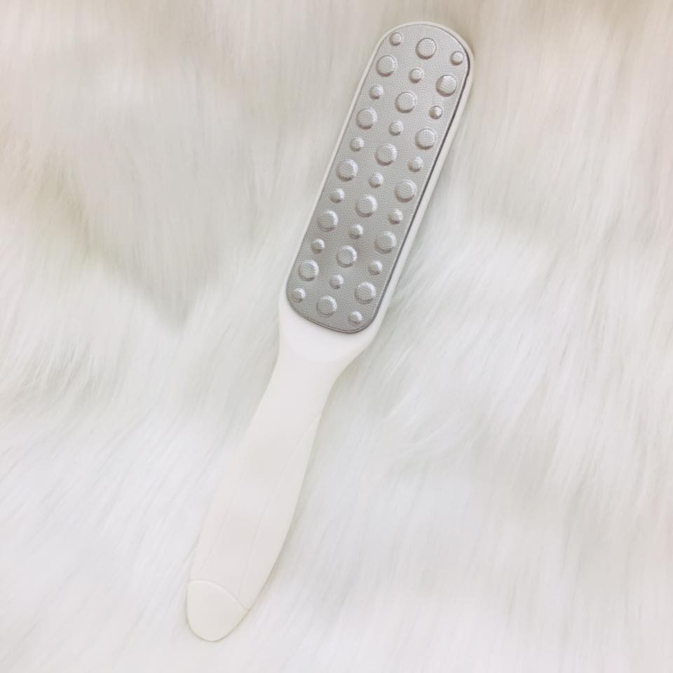Chà gót cán trắng