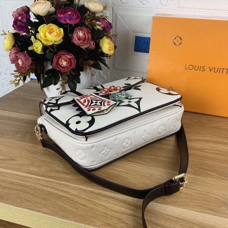 Túi xách LV Louis Vuitton pochette metis màu trắng size 25cm (có sẵn)