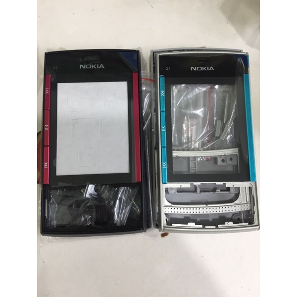 vỏ nokia X3-00 đen viền đỏ, bac viền xanh kèm xương!