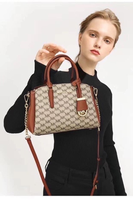 Túi Michael Kors Hàng Xuất Chuẩn Auth